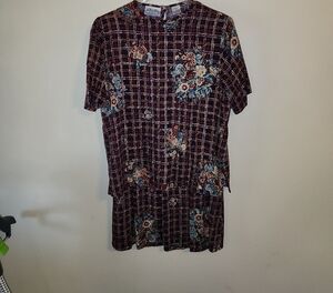 Chic Burgundy Floral 2 Pc Skirt Set